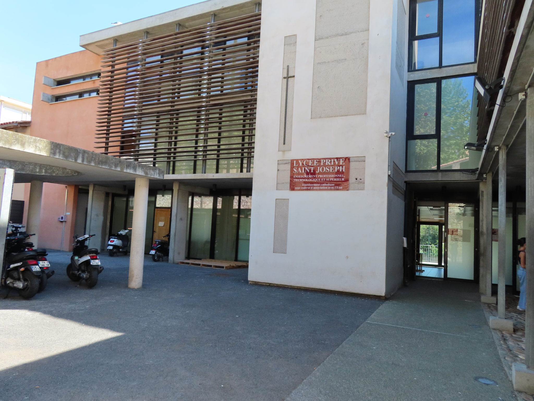 Enseignement Supérieur - Collège et lycée polyvalent privés Saint